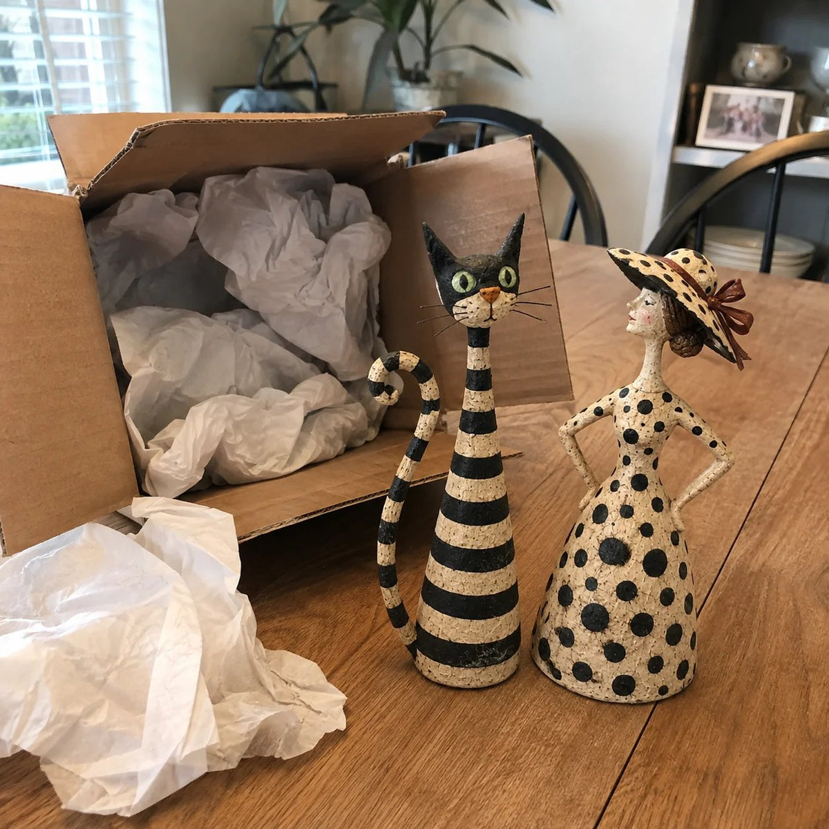 🐈‍⬛💃 Vintage Cat & Lady Sculptures